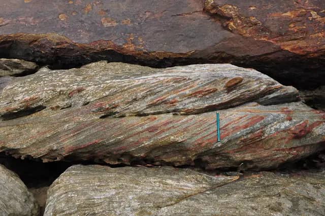 Tanjung Layang-Layangan Cross-bedding